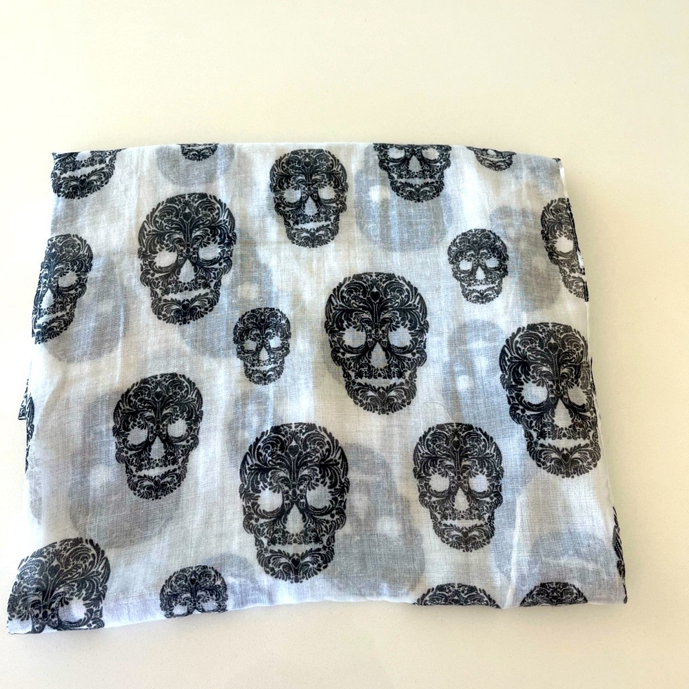H&M Black, & White Skull Print Scarf